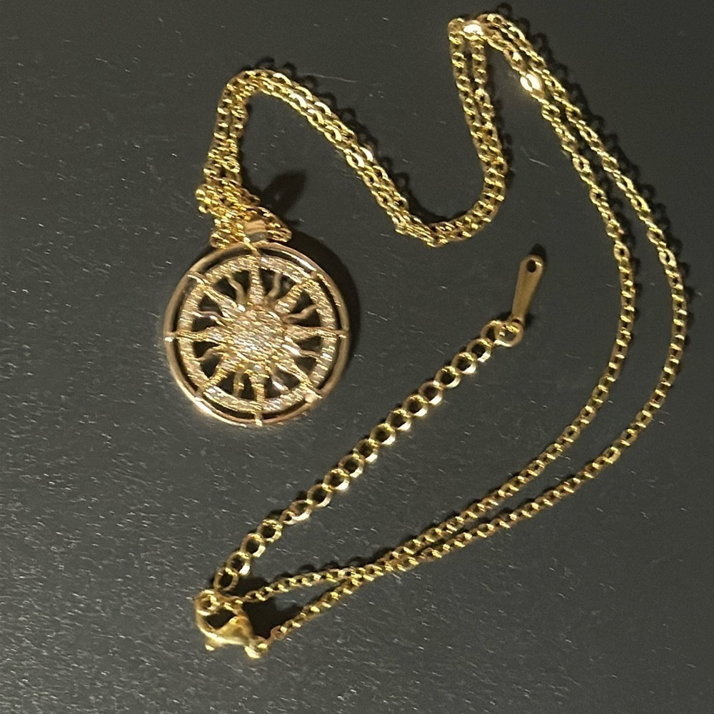Sun Star Fashion Necklace Rhinestones in Goldtone Style